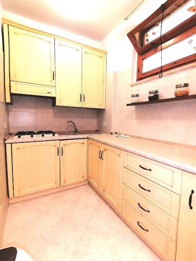 Marine Kiss Apartment Чивитавекия Екстериор снимка